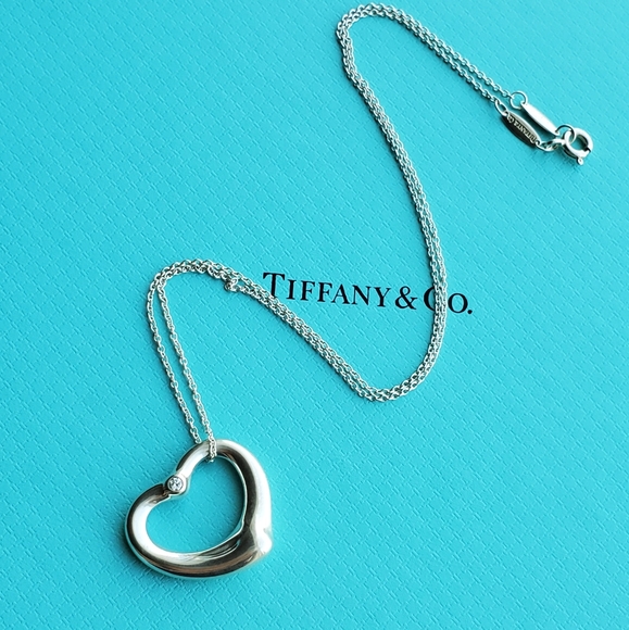 Diamond 22mm open heart pendant necklace - Picture 3 of 9